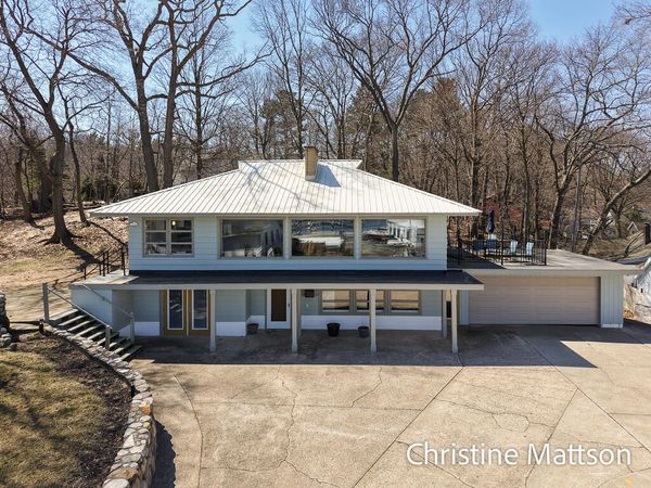 3229 Edgewater Street, Muskegon, MI 49441