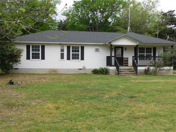 1032 Fm 936, Hubbard, TX 76648