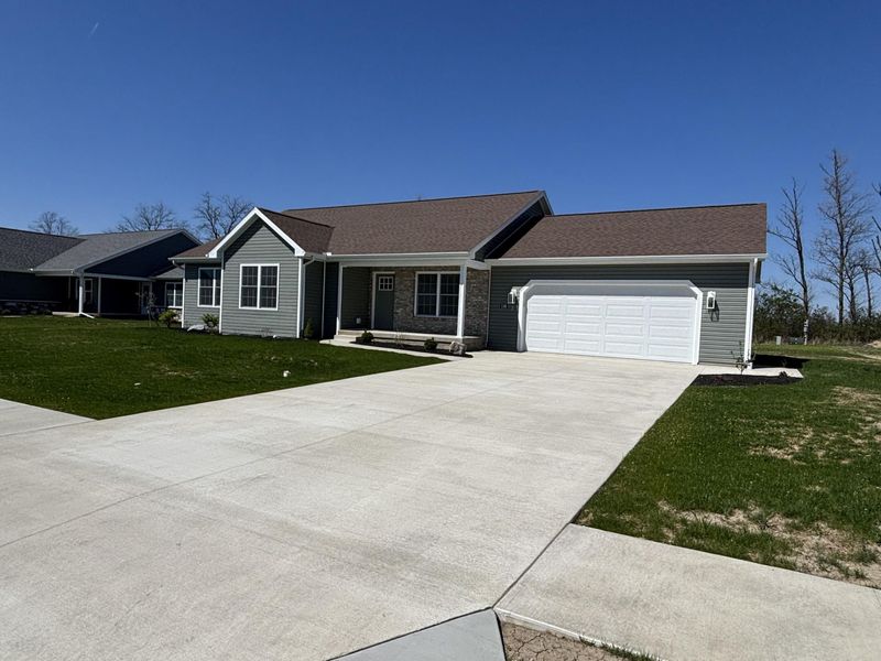 116 Village Parkway, Jackson Center, OH 45334 Photo 2