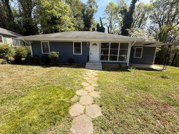 211 Sunset DR , Danville, VA 24540