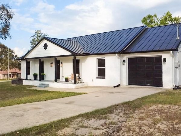 18406 SAND PINE DRIVE , SPRING HILL, FL 34610