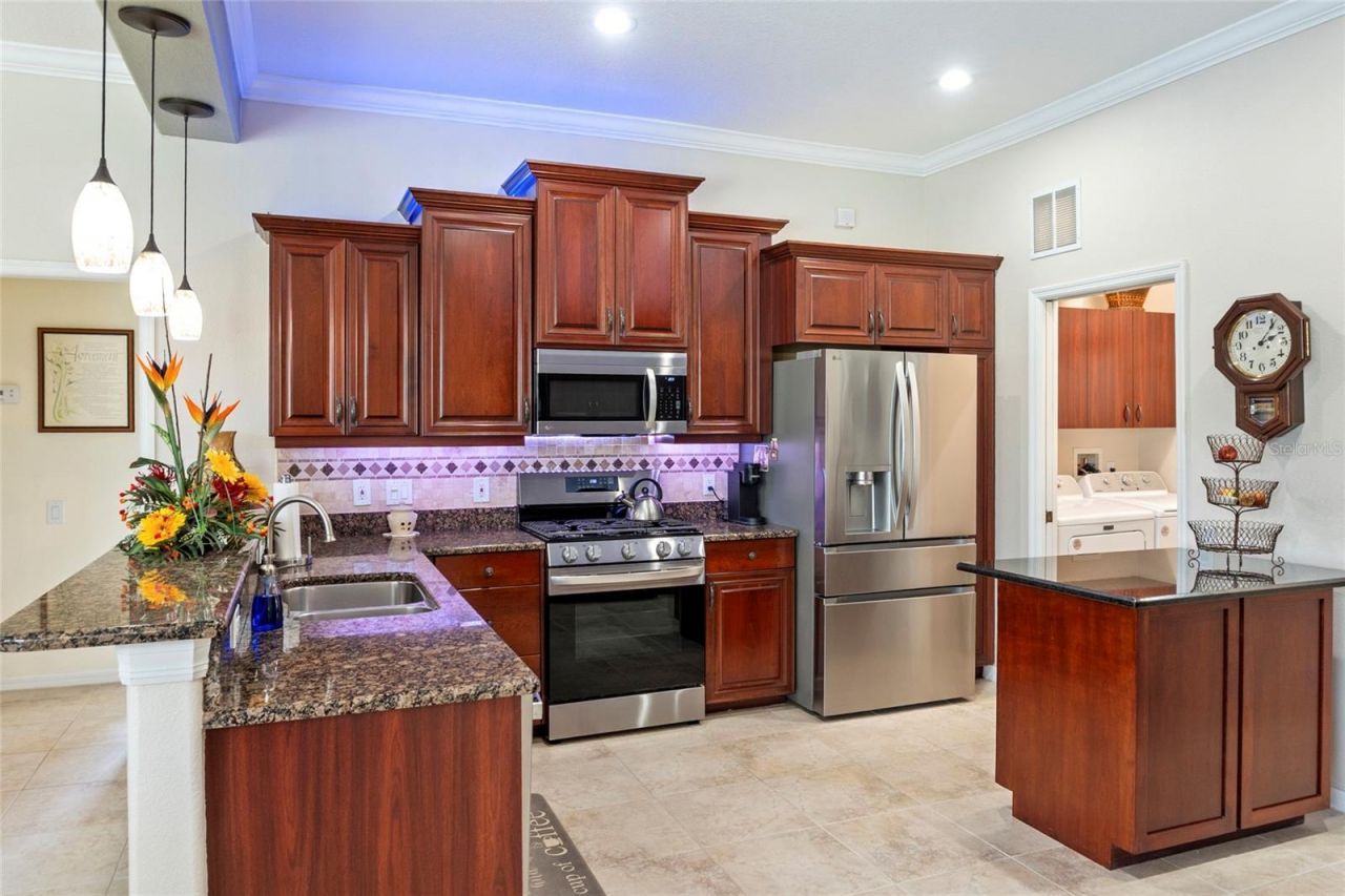 1872 Coconut Palm Circle , North Port, FL 34288 Photo