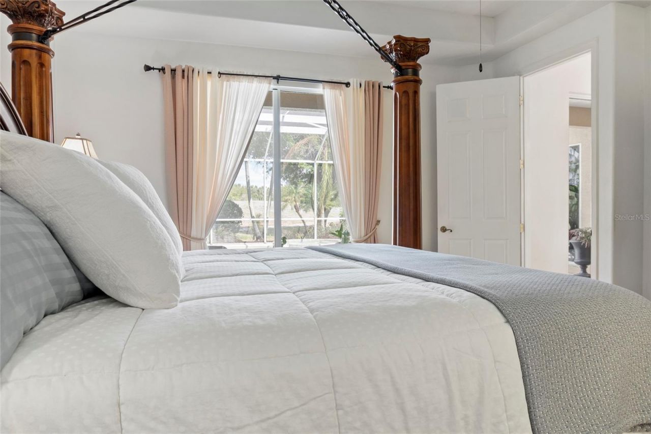 1872 Coconut Palm Circle , North Port, FL 34288 Photo