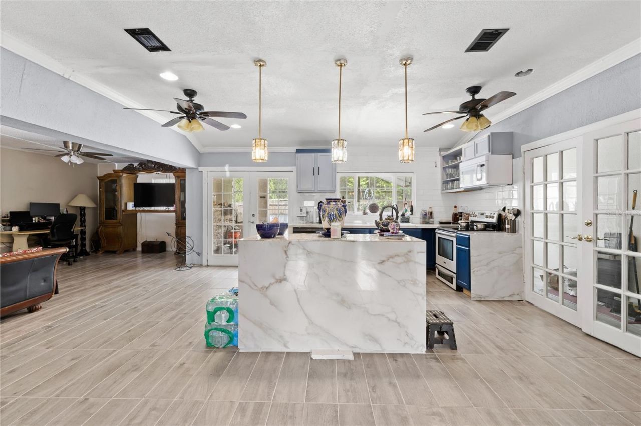 7033 Tallowtree Lane , Orlando, FL 32835 Photo