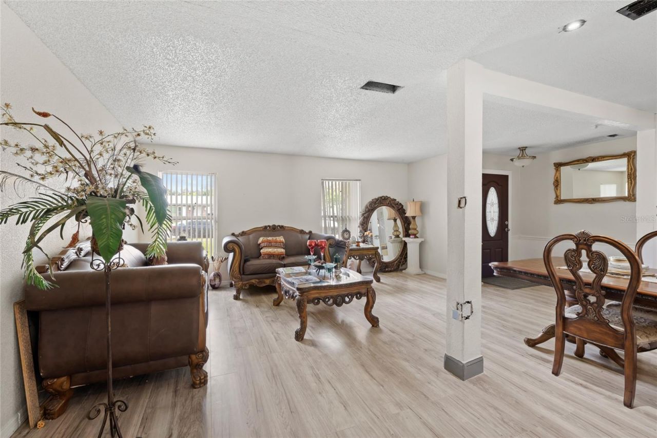 7033 Tallowtree Lane , Orlando, FL 32835 Photo