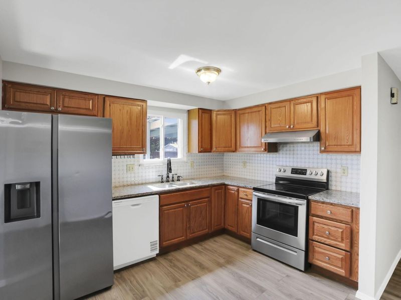 3013 Gannett Road , Columbus, OH 43231 Photo 17