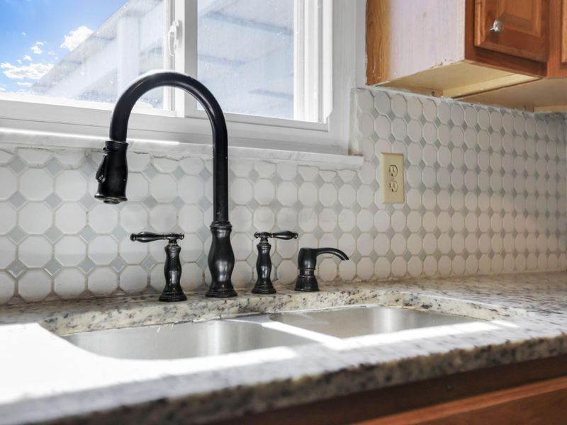 3013 Gannett Road , Columbus, OH 43231 Photo 21