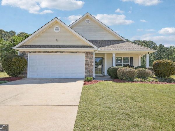 345 Annslee Circle, Loganville, GA 30052