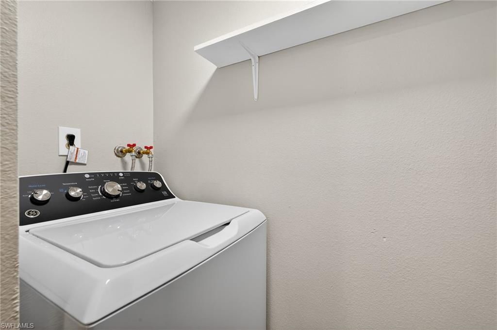 5576 Malt Dr, Unit 4, Fort Myers, FL 33907 Photo
