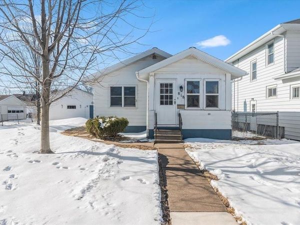 818 Lincoln Street , Superior, WI 54880