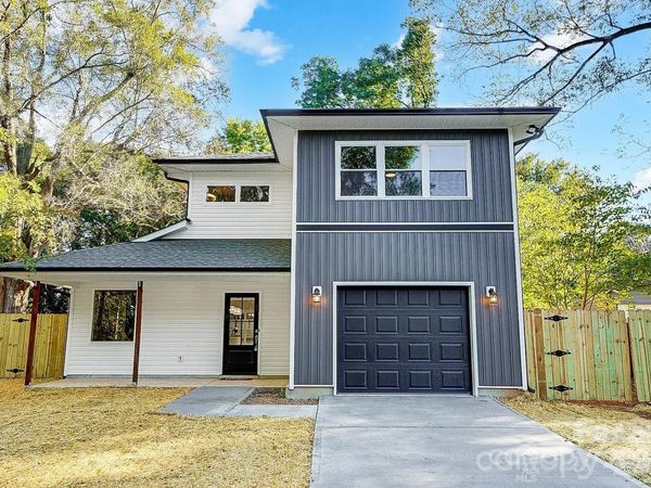 6615 ROCKWELL Boulevard W, Charlotte, NC 28269