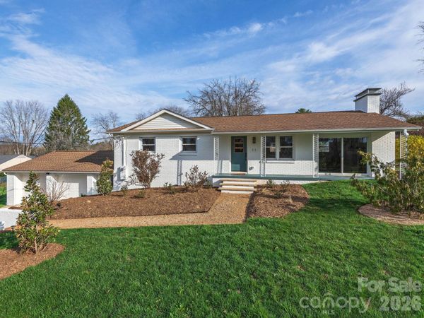 11 Clinton Street , Weaverville, NC 28787