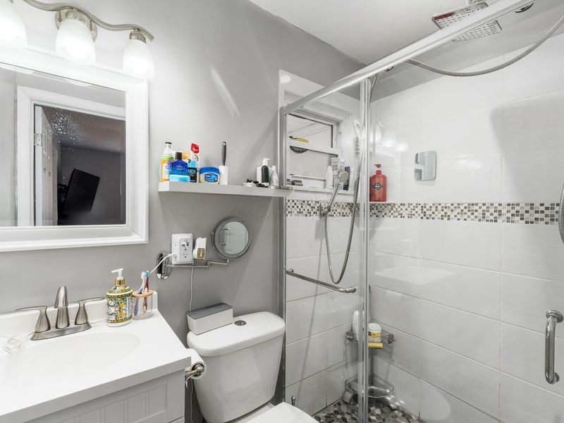 1316 College Avenue , Columbus, OH 43209 Photo 21