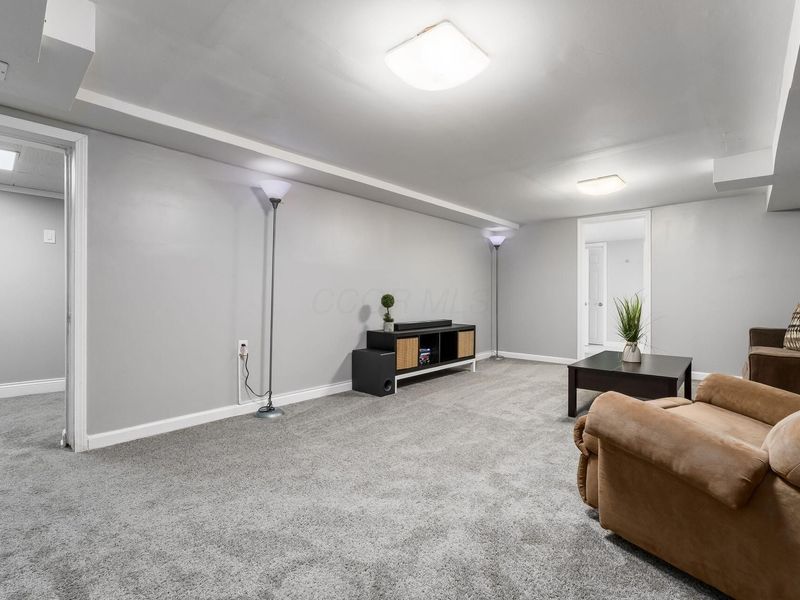 1316 College Avenue , Columbus, OH 43209 Photo 34