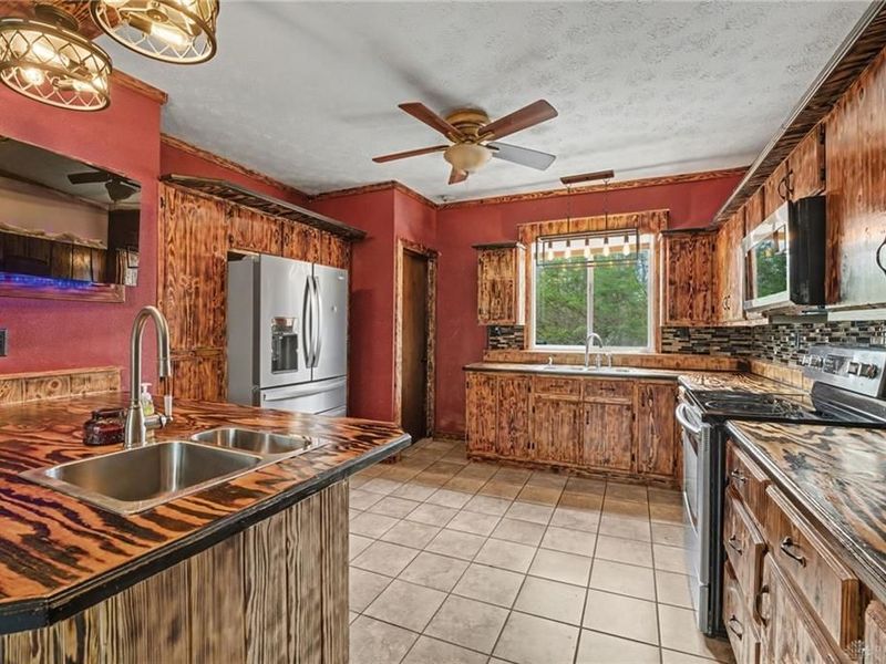 577 Shiloh Springs Road, Harrison Township, OH 45415 Photo 12