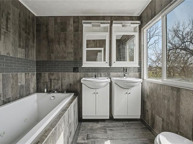 577 Shiloh Springs Road, Harrison Township, OH 45415 Photo 25