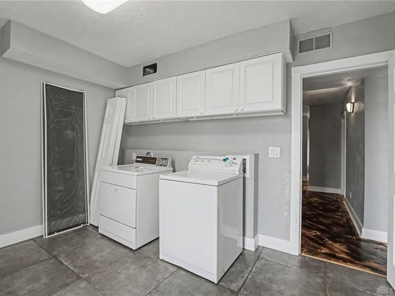 577 Shiloh Springs Road, Harrison Township, OH 45415 Photo 36