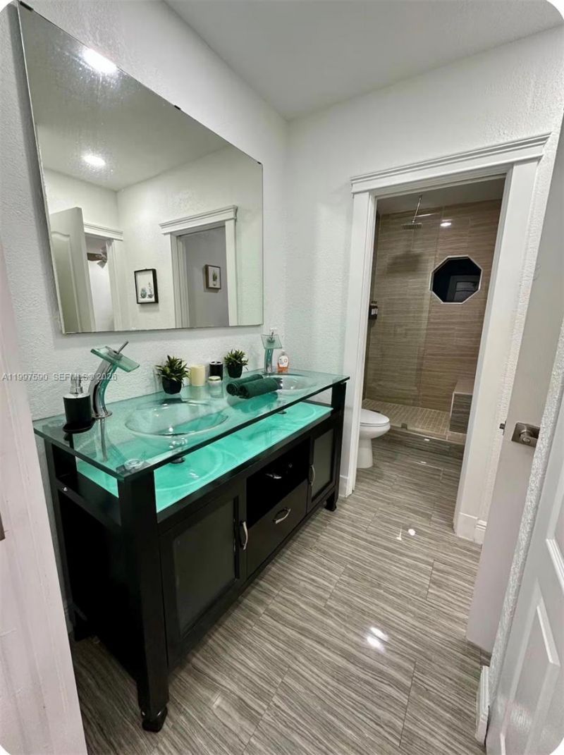 15411 SW 36th Ter, Miami, FL 33185 Photo