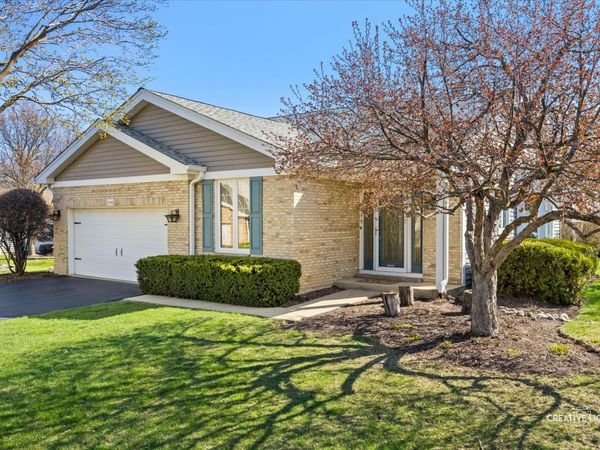 595 Golfers Lane , Bartlett, IL 60103