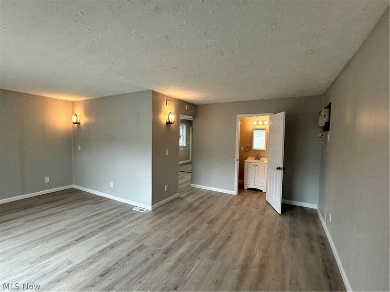 4881 E 85th Street , Garfield Heights, OH 44125 Photo 11