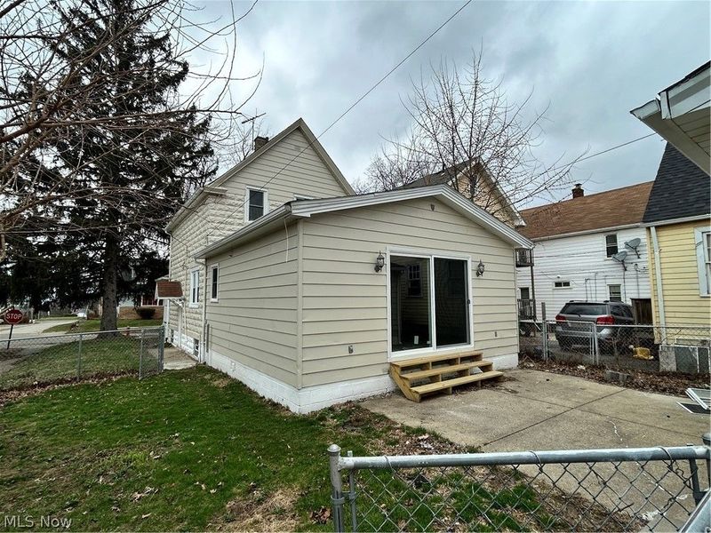 4881 E 85th Street , Garfield Heights, OH 44125 Photo 5