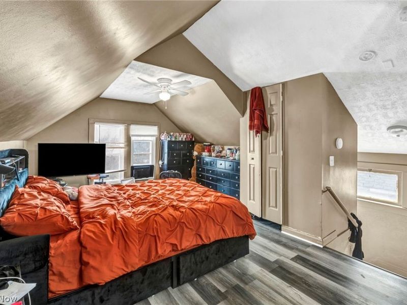 7914 Dorver Avenue, Cleveland, OH 44105 Photo 18