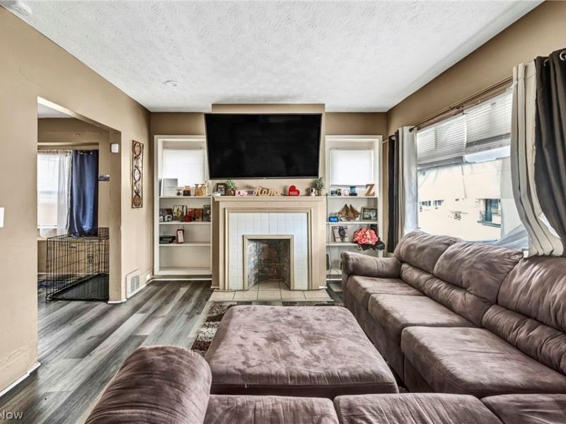 7914 Dorver Avenue, Cleveland, OH 44105 Photo 22