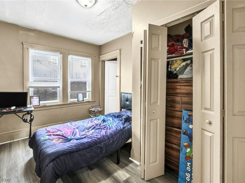 7914 Dorver Avenue, Cleveland, OH 44105 Photo 32