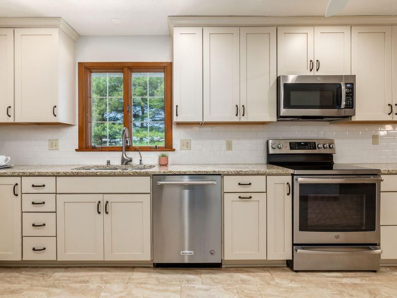 6750 Rovilla Road, Blacklick, OH 43004 Photo 14