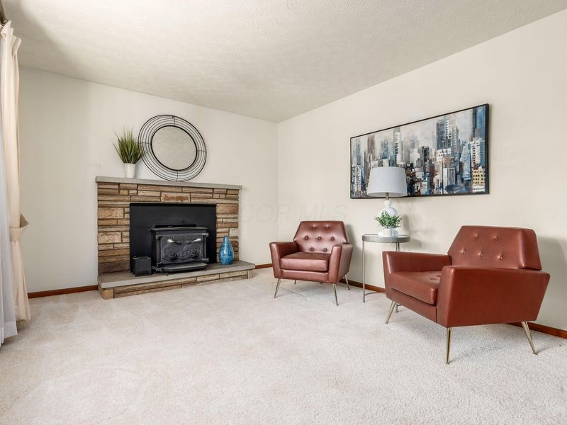 6750 Rovilla Road, Blacklick, OH 43004 Photo 4