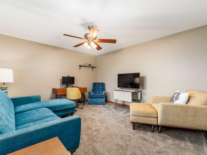 8085 Dorsey Mill Road SE, Heath, OH 43056 Photo 24