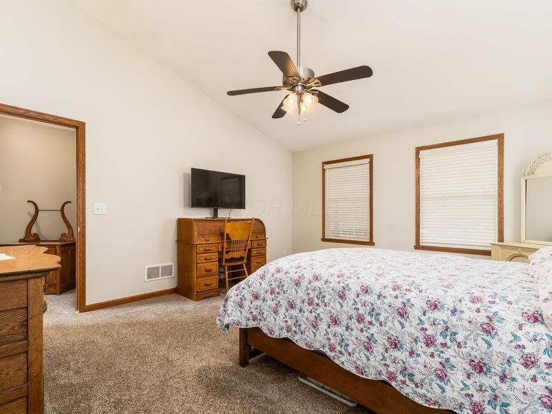 8085 Dorsey Mill Road SE, Heath, OH 43056 Photo 28