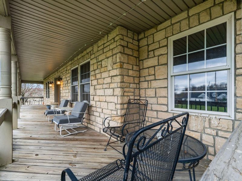 8085 Dorsey Mill Road SE, Heath, OH 43056 Photo 3