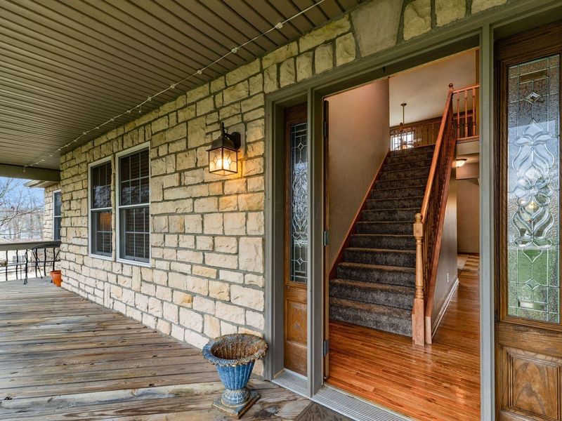 8085 Dorsey Mill Road SE, Heath, OH 43056 Photo 5