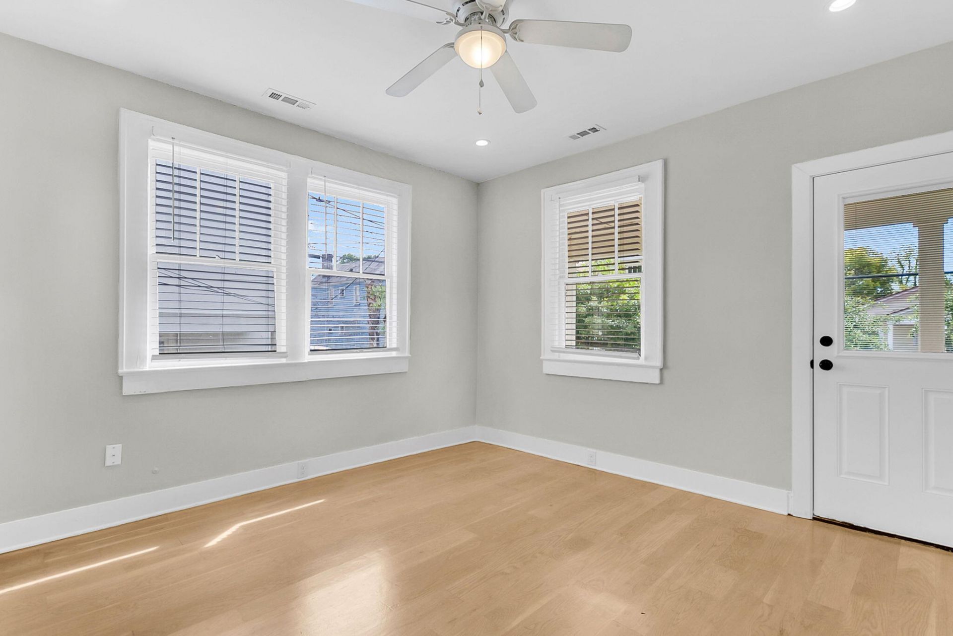 40 Nunan Street Photo 10