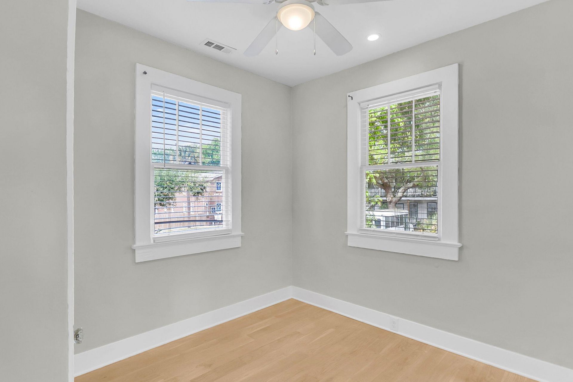 40 Nunan Street Photo 18