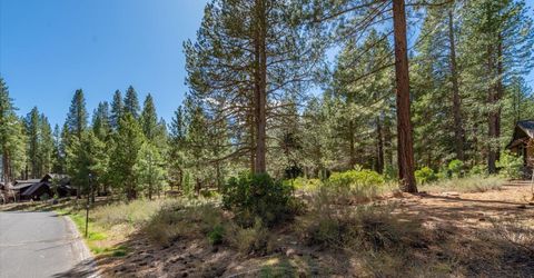 11850 Bottcher Loop, Truckee, CA 96161 Photo