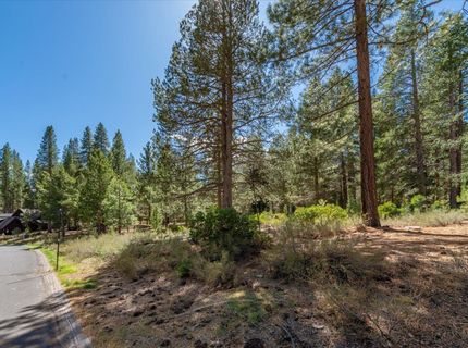 11850 Bottcher Loop, Truckee, CA 96161 Photo