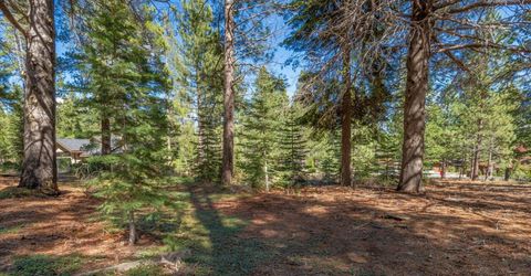 11850 Bottcher Loop, Truckee, CA 96161 Photo