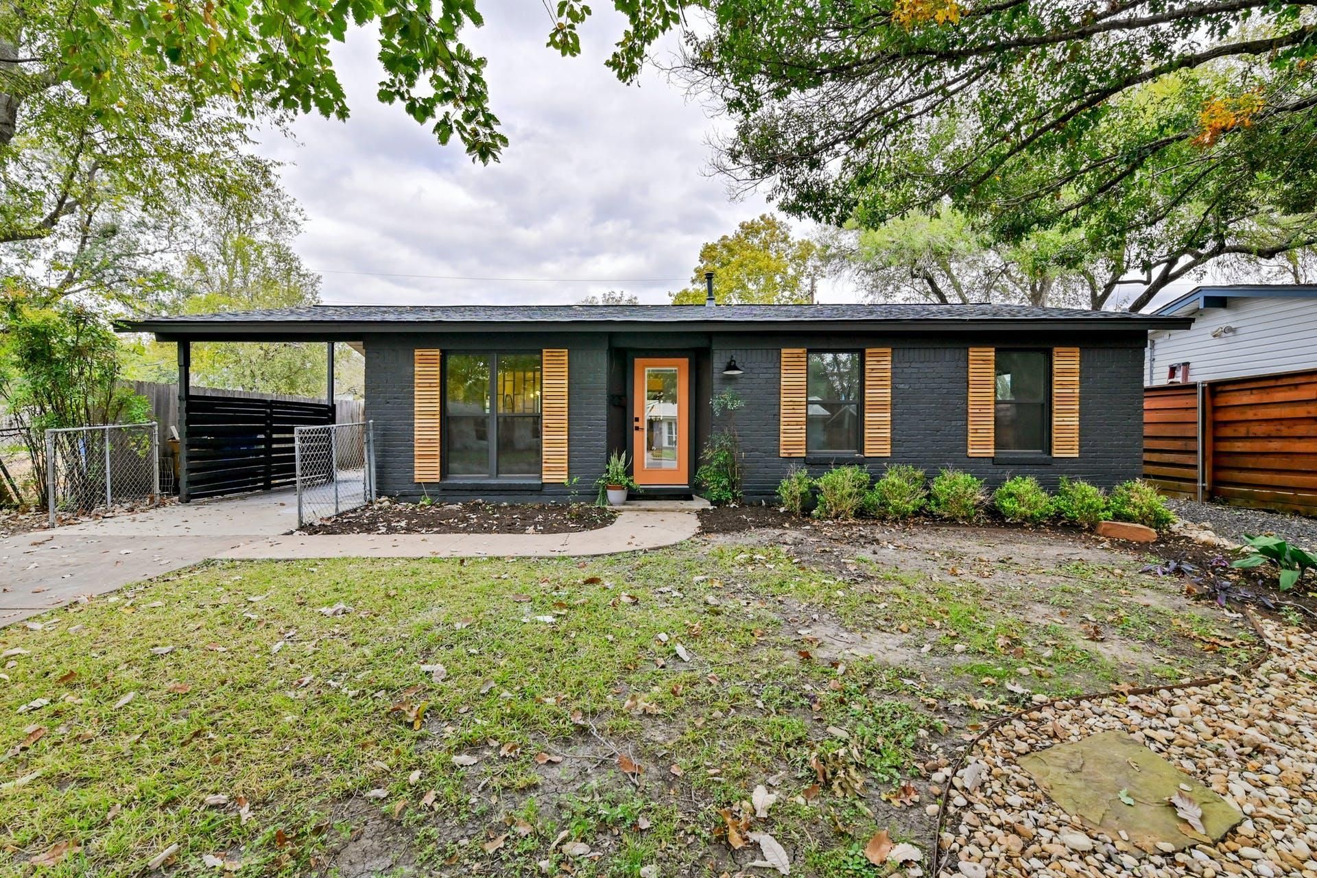 608 Amesbury Ln, Austin, TX 78752 Main Photo