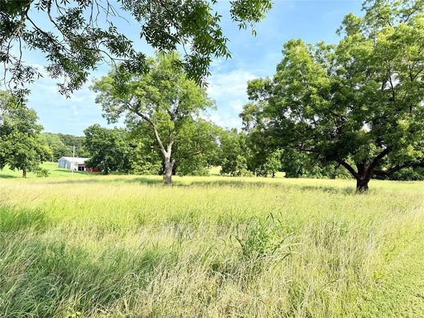 818 E 8th Street, Chandler, OK 74834