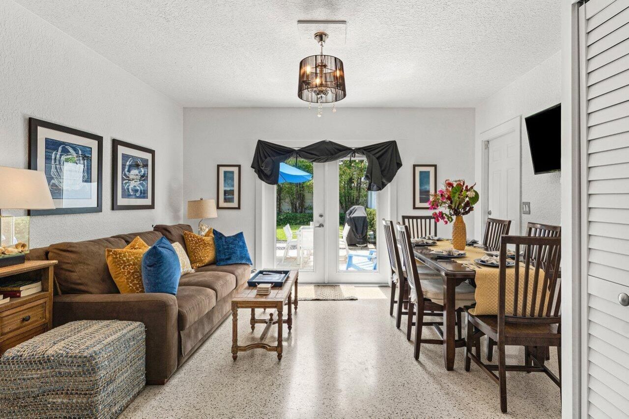 340 NE 7th Avenue, Delray Beach, FL 33483 Photo