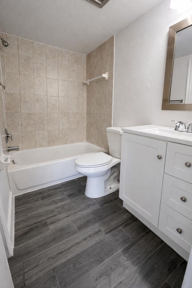 4850 NE 5th Avenue, Unit 308, Boca Raton, FL 33431 Photo