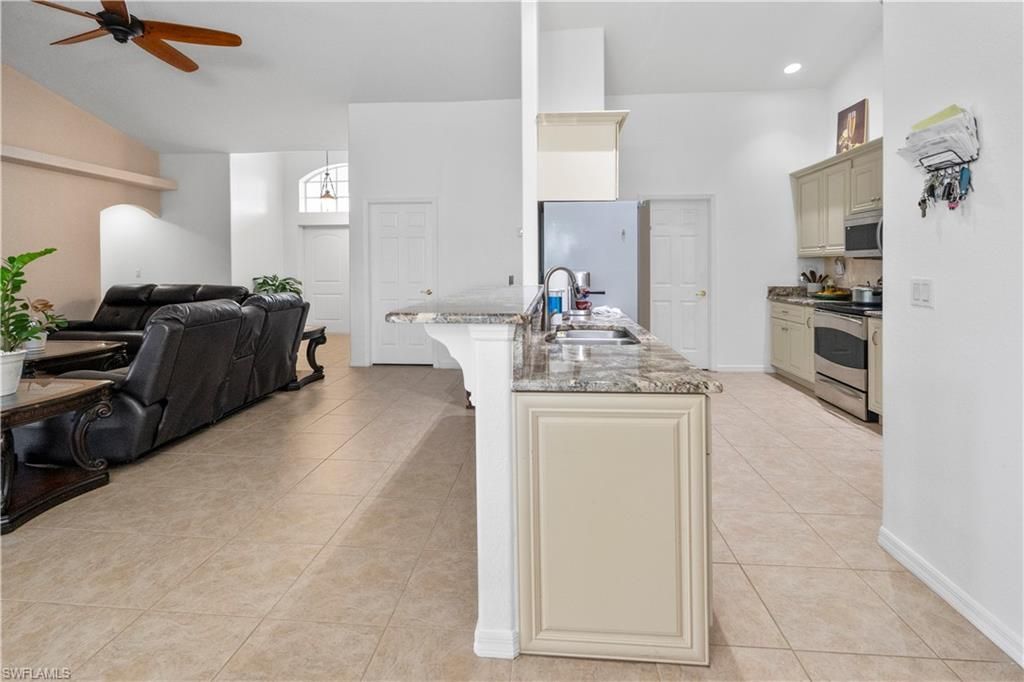 1315 NE 20th Ave , Cape Coral, FL 33909 Photo