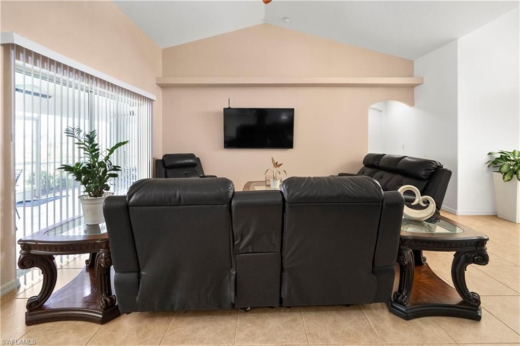 1315 NE 20th Ave , Cape Coral, FL 33909 Photo