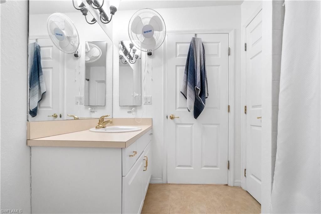 1315 NE 20th Ave , Cape Coral, FL 33909 Photo