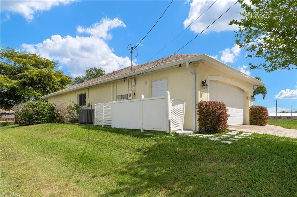 1315 NE 20th Ave , Cape Coral, FL 33909 Photo