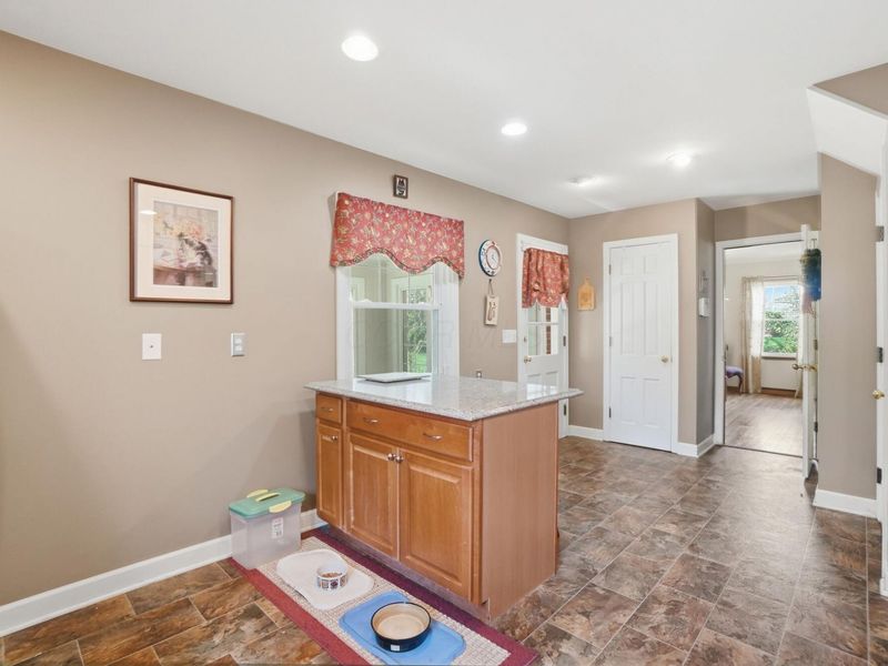 751 Garrett Drive, Columbus, OH 43214 Photo 11