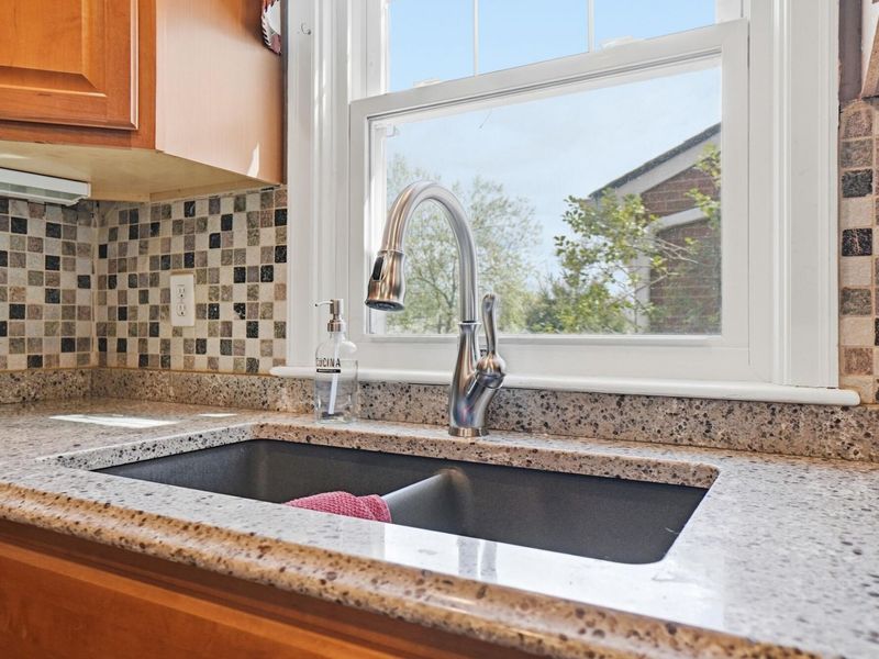 751 Garrett Drive, Columbus, OH 43214 Photo 14