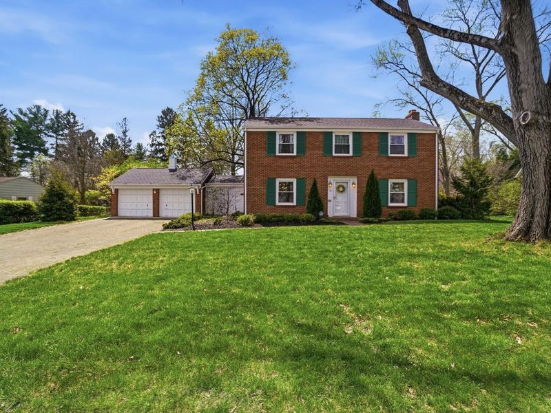 751 Garrett Drive, Columbus, OH 43214 Photo 2